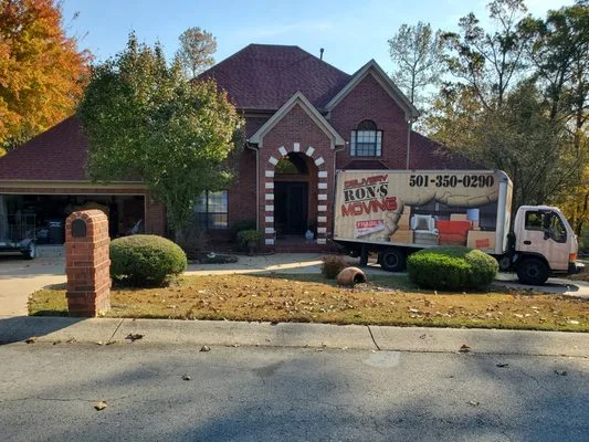 Ron's Delivery & Moving Service LLC